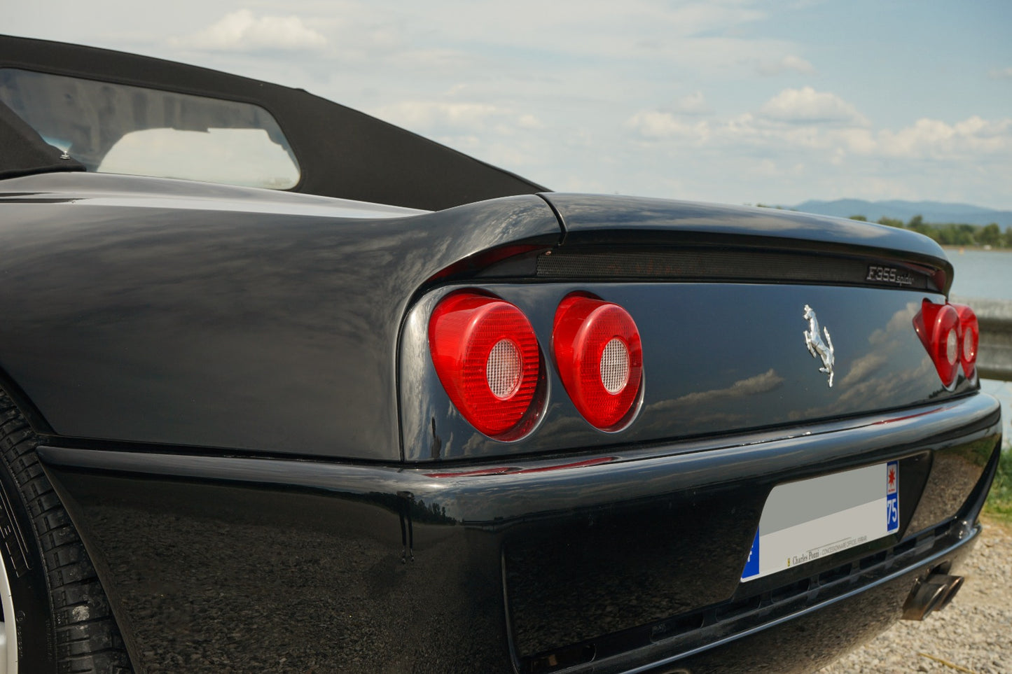 FERRARI F355 SPIDER