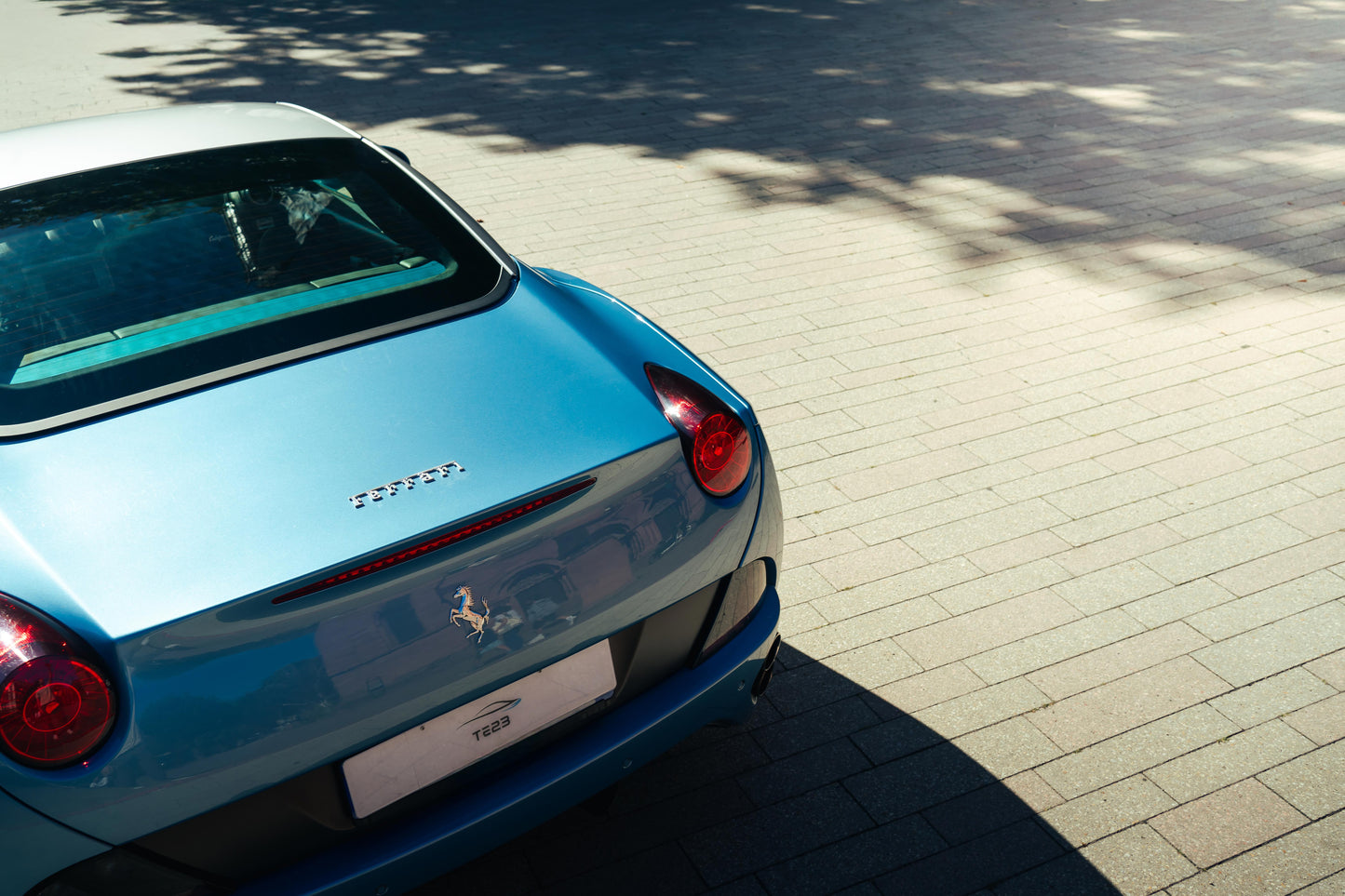 FERRARI CALIFORNIA
