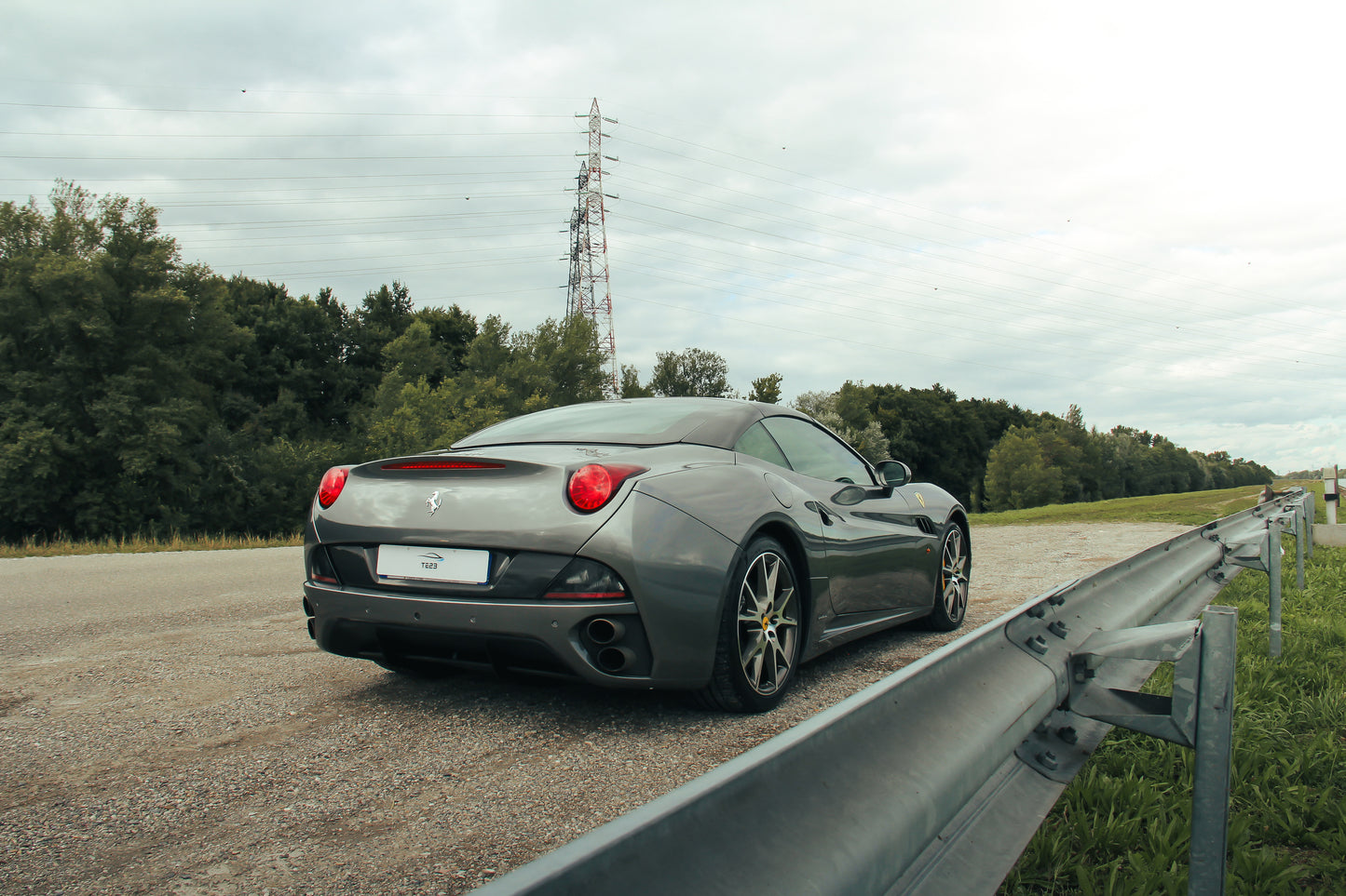 FERRARI CALIFORNIA