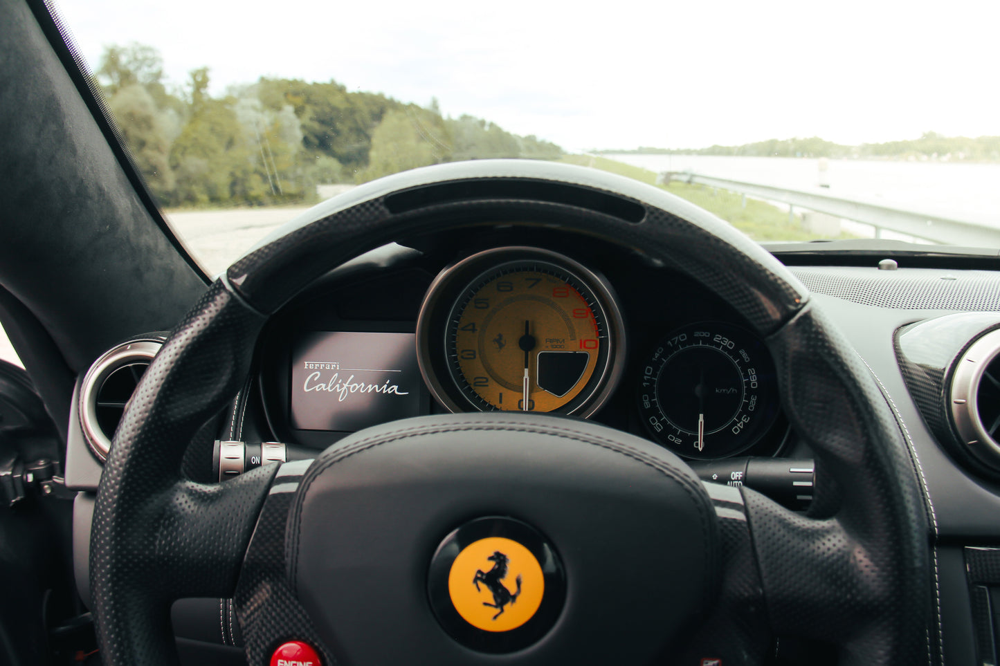 FERRARI CALIFORNIA