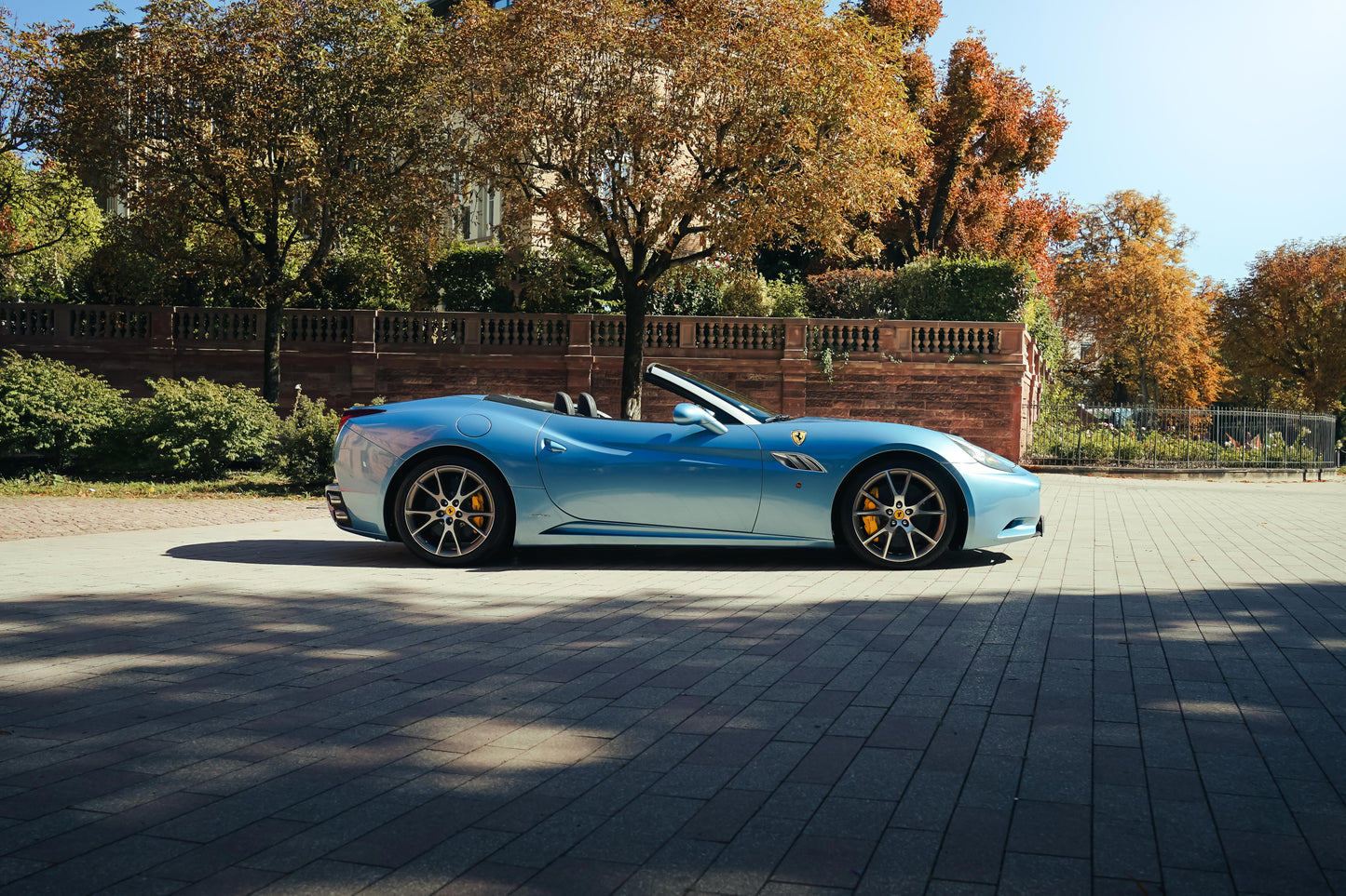 FERRARI CALIFORNIA