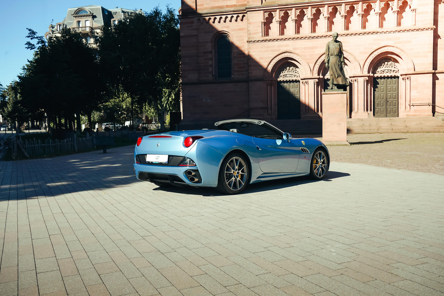 FERRARI CALIFORNIA