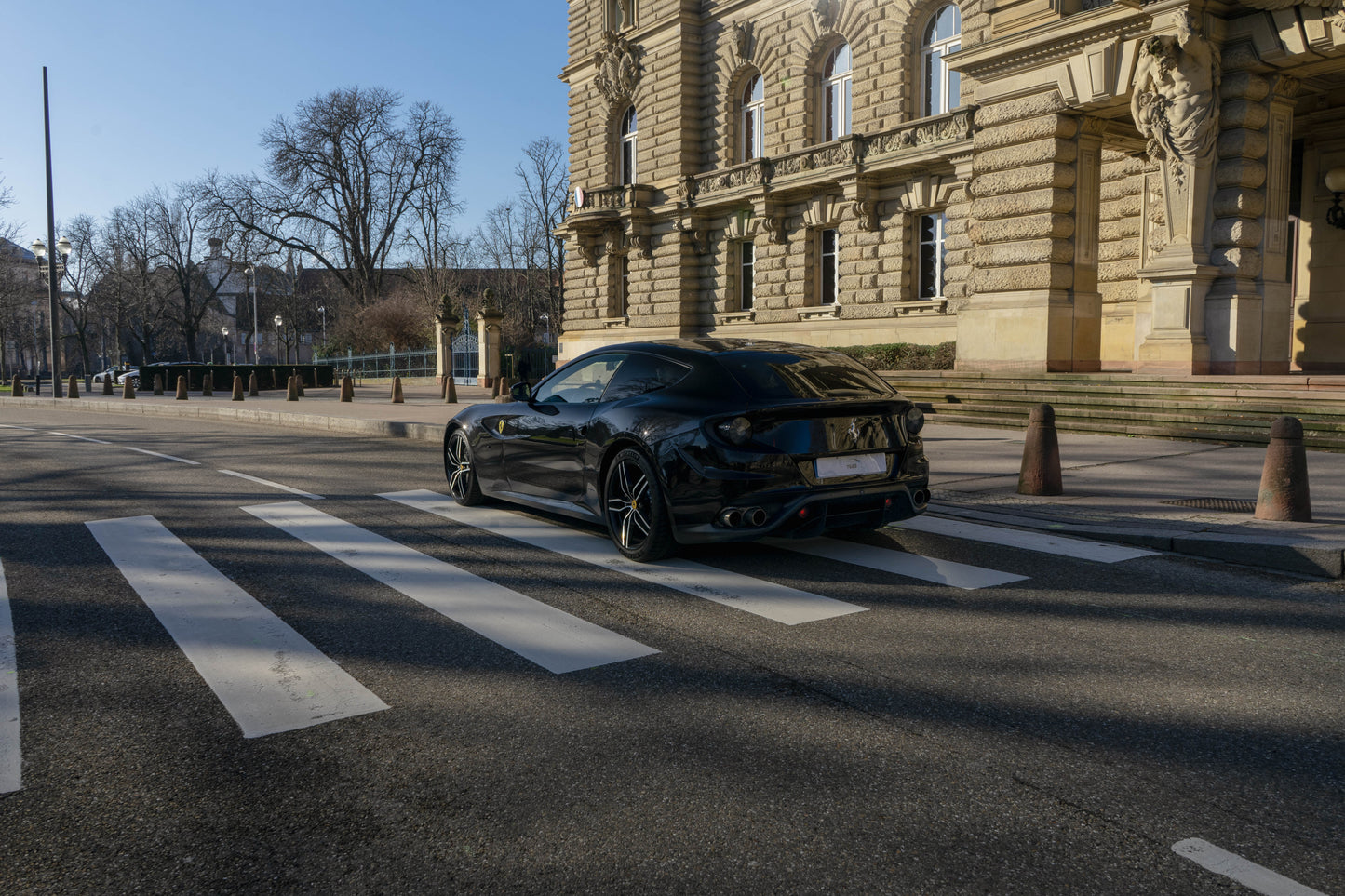 FERRARI FF