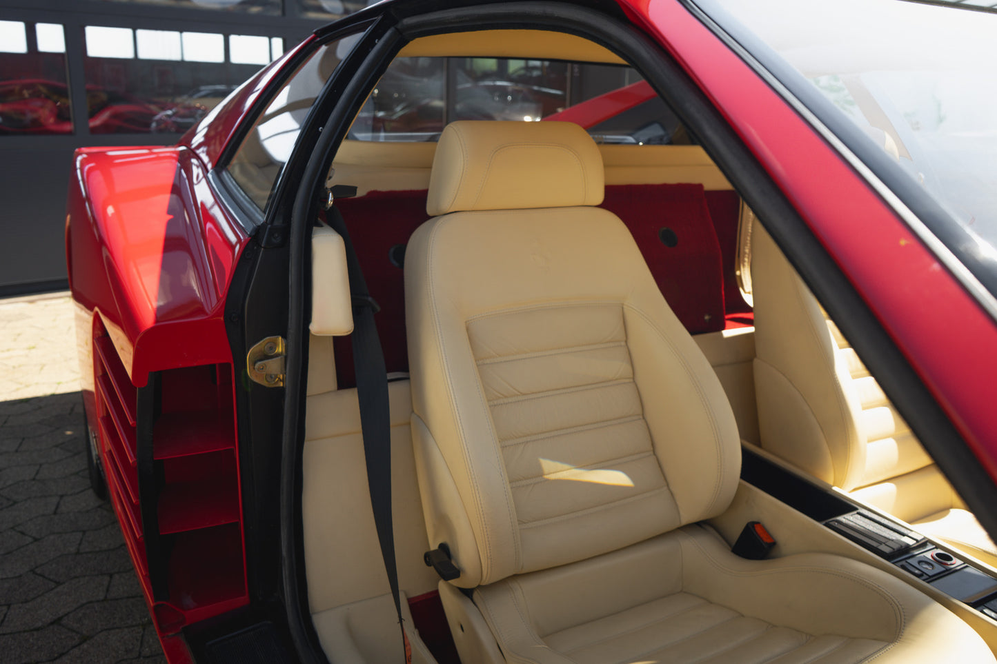FERRARI 512 TR