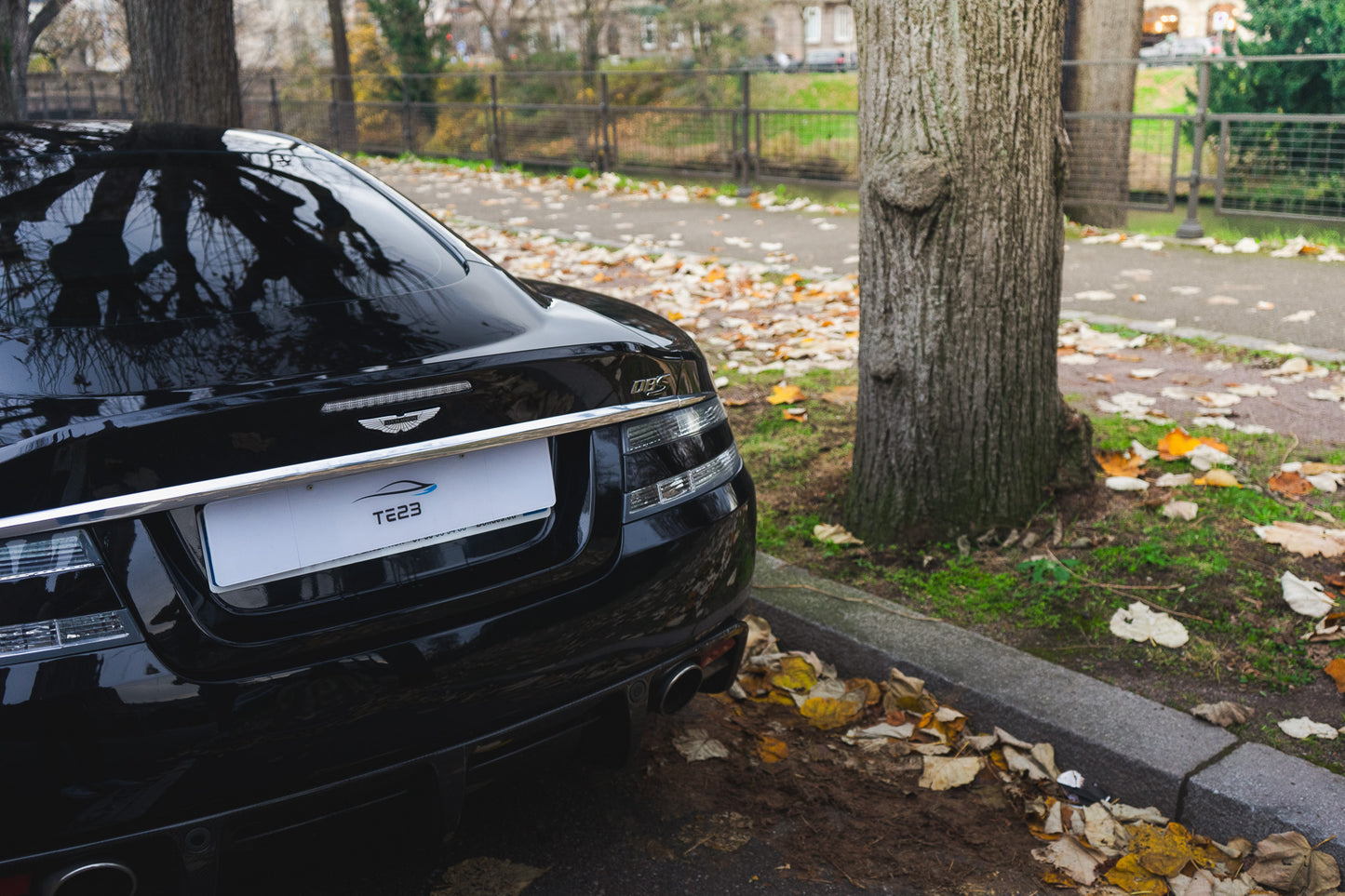 ASTON MARTIN DBS "Manual Gearbox"