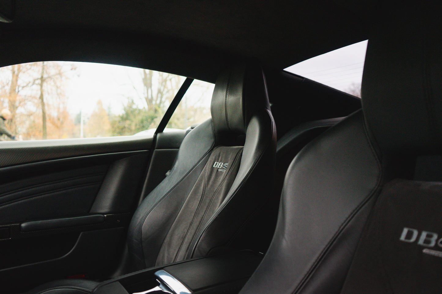 ASTON MARTIN DBS "Manual Gearbox"