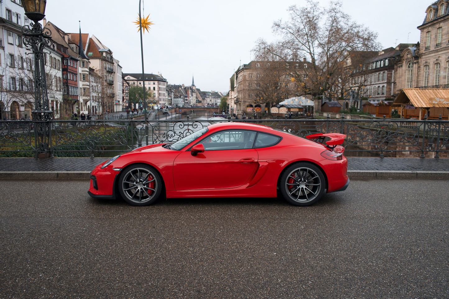 PORSCHE 981 CAYMAN GT4