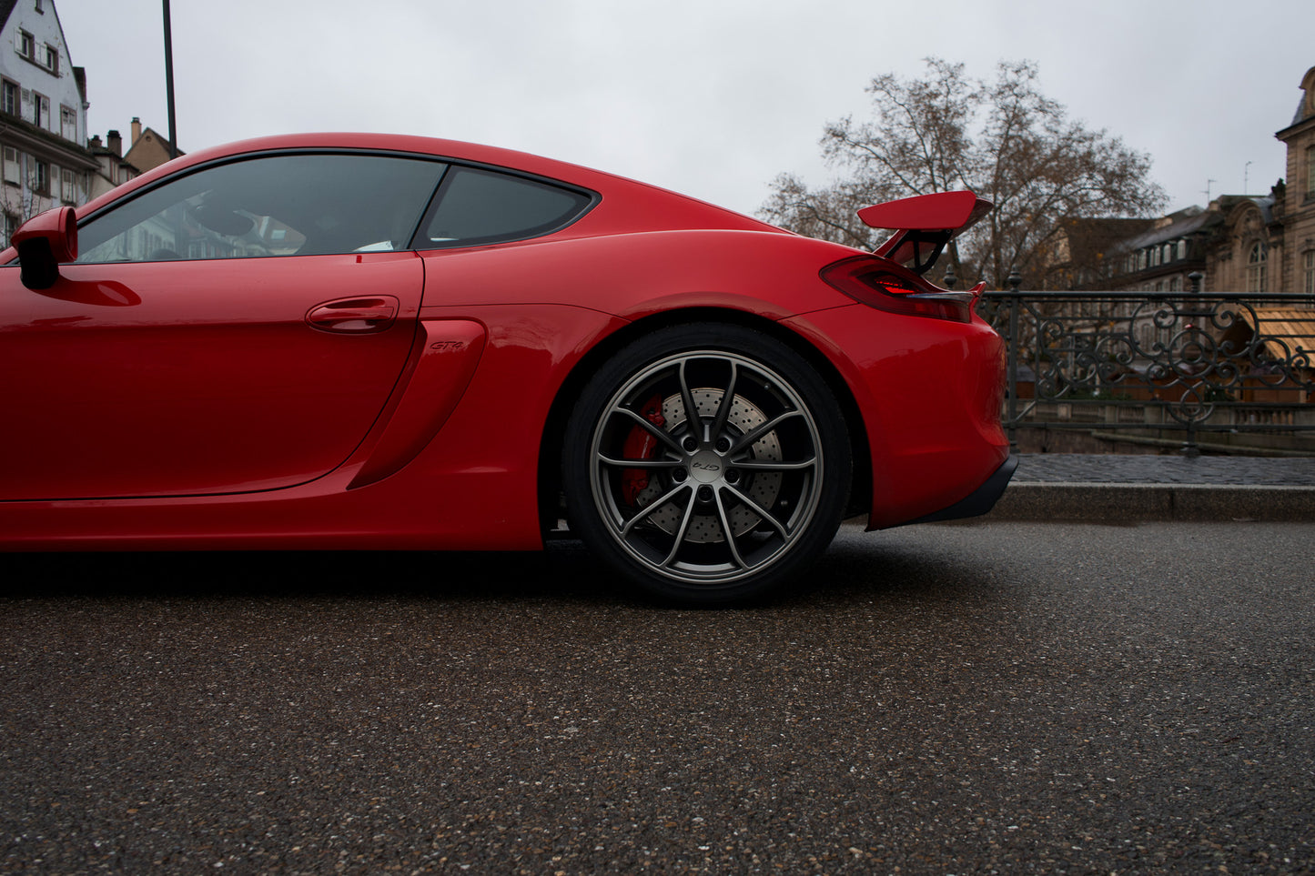 PORSCHE 981 CAYMAN GT4