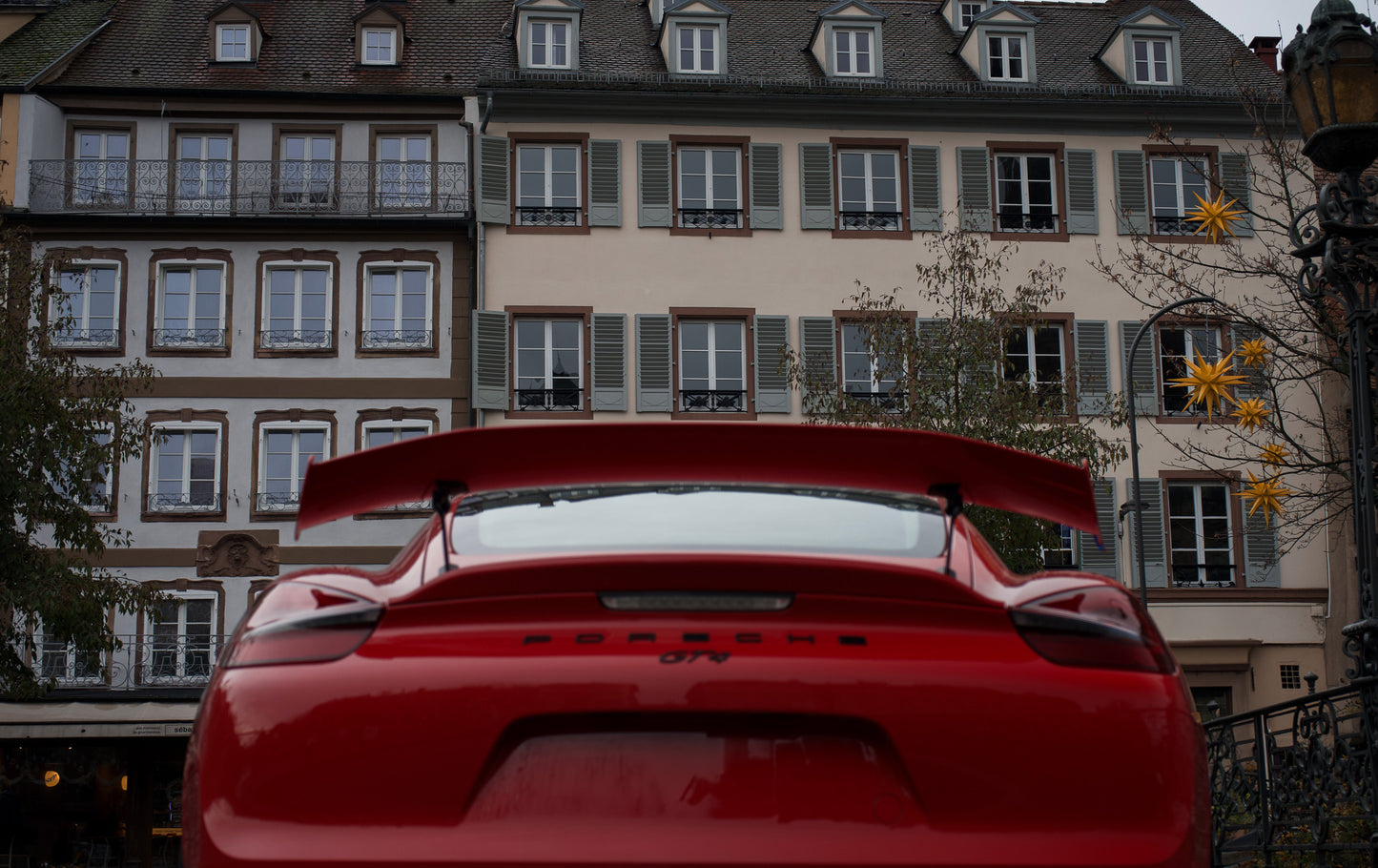 PORSCHE 981 CAYMAN GT4
