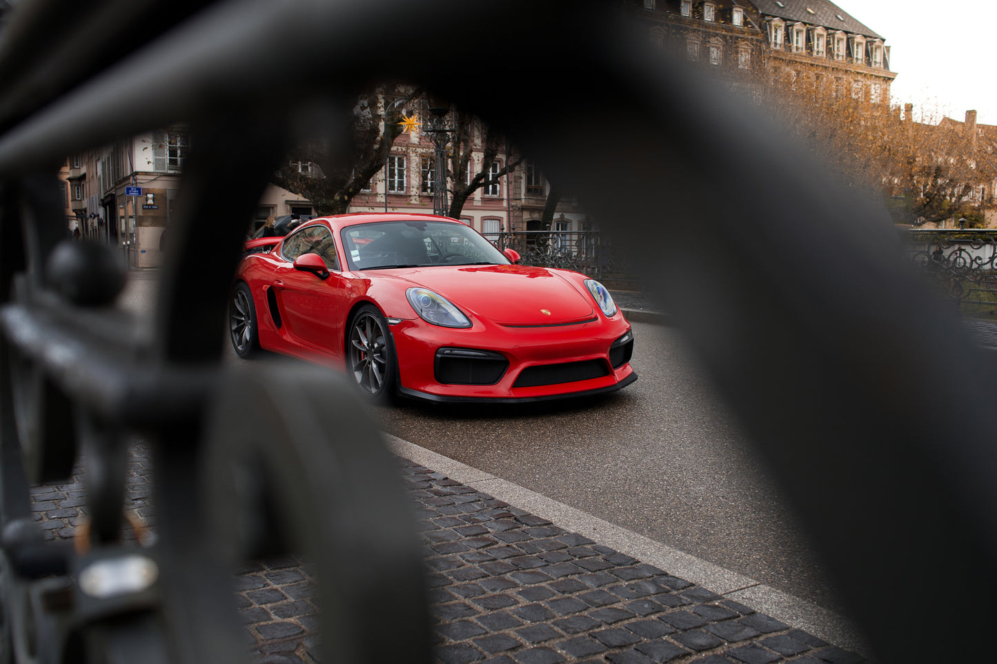 PORSCHE 981 CAYMAN GT4