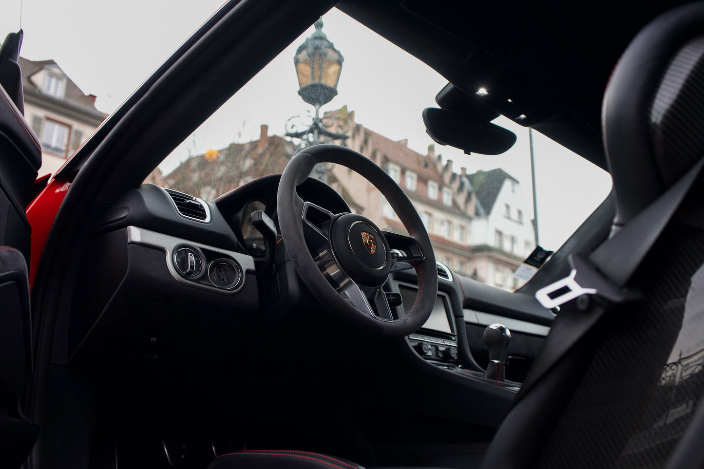 PORSCHE 981 CAYMAN GT4