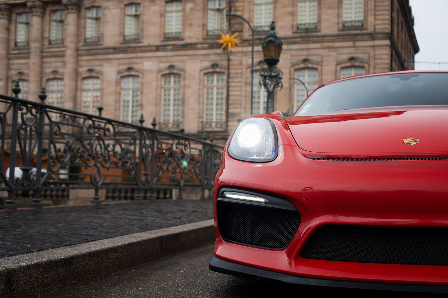 PORSCHE 981 CAYMAN GT4