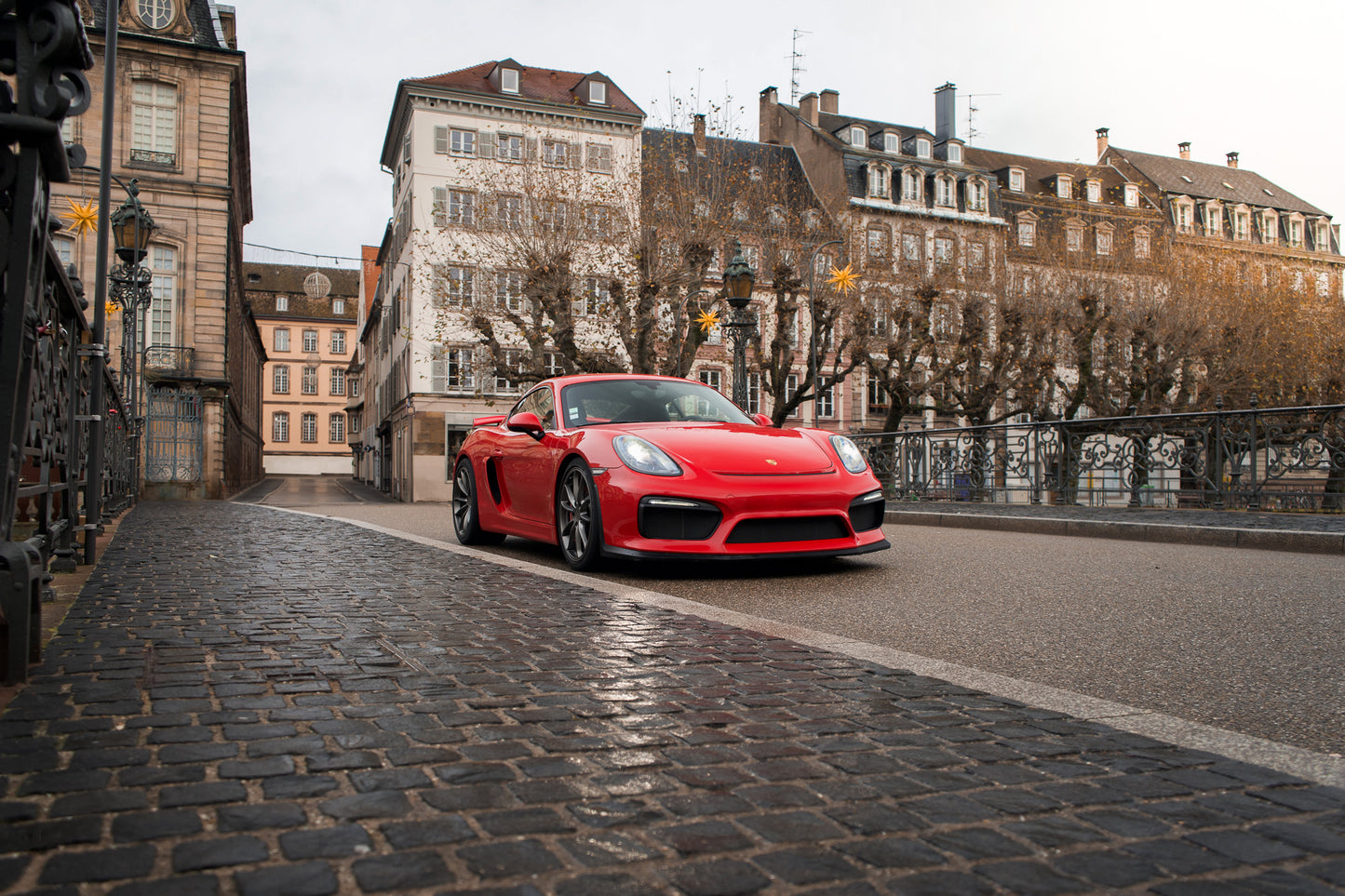 PORSCHE 981 CAYMAN GT4