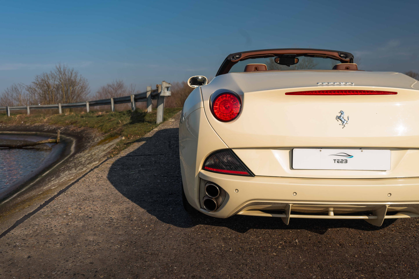 FERRARI CALIFORNIA