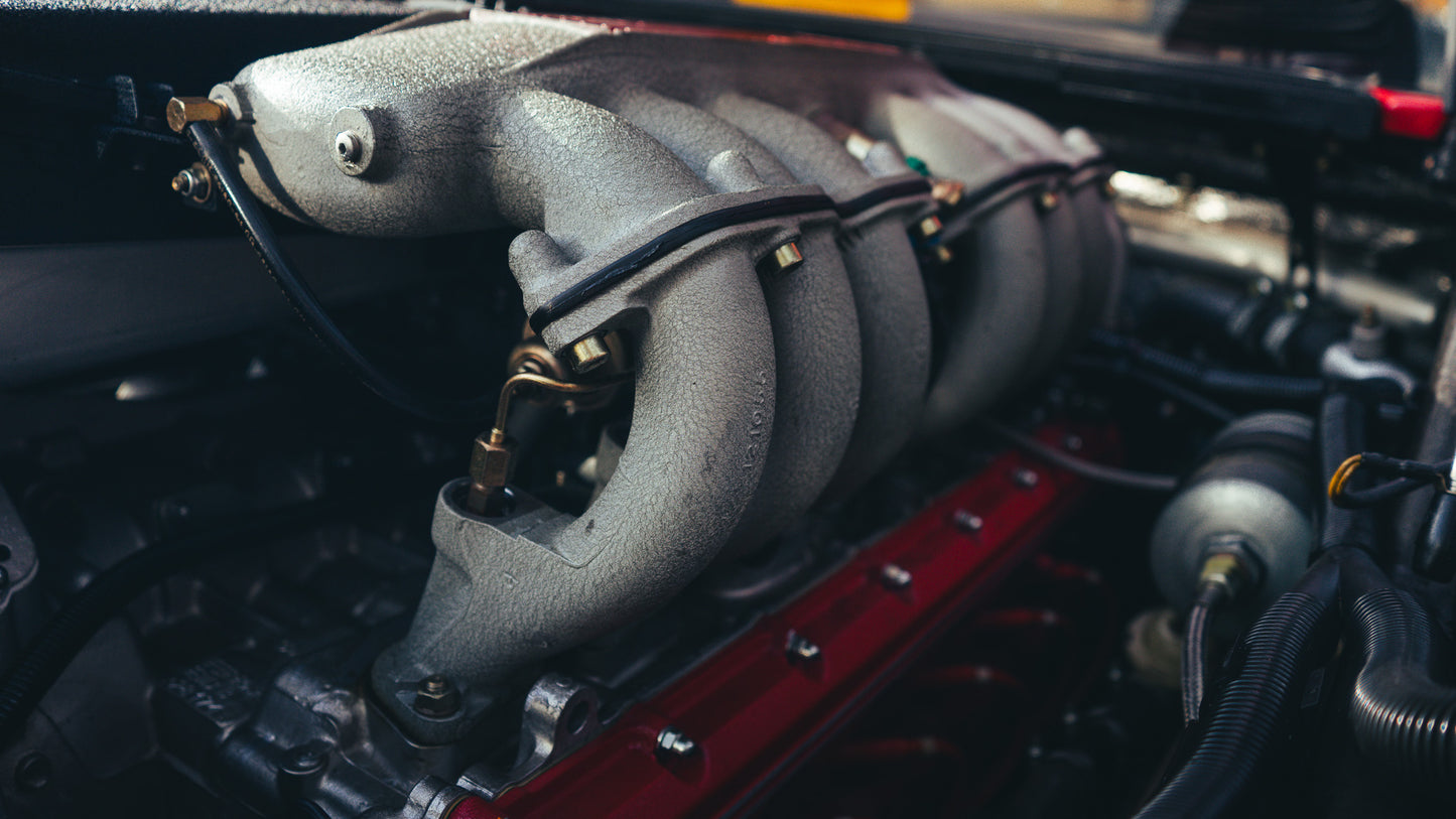 FERRARI TESTAROSSA "3,758 KM"