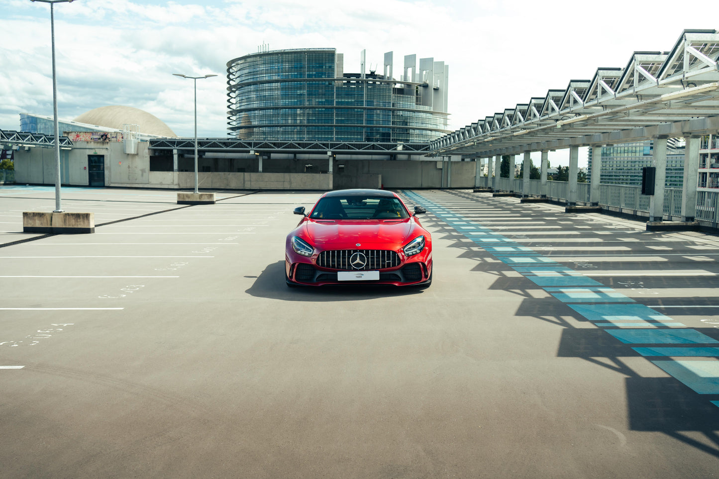 MERCEDES AMG GTR