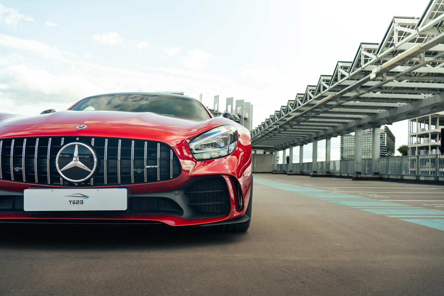 MERCEDES AMG GTR