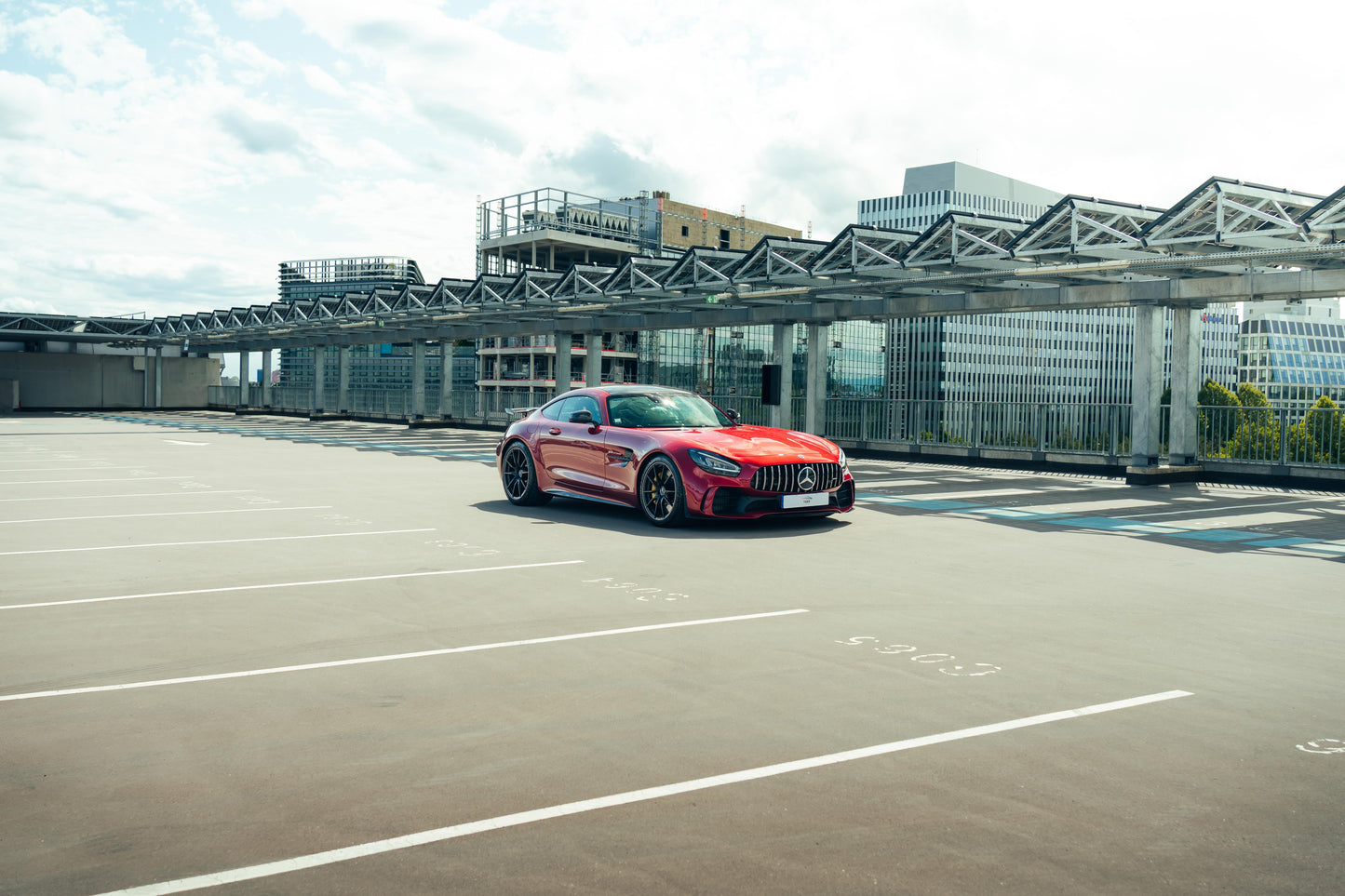 MERCEDES AMG GTR