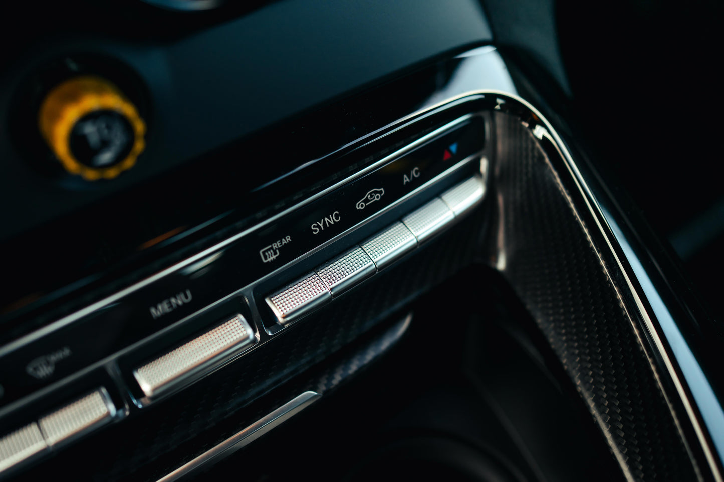 MERCEDES AMG GTR