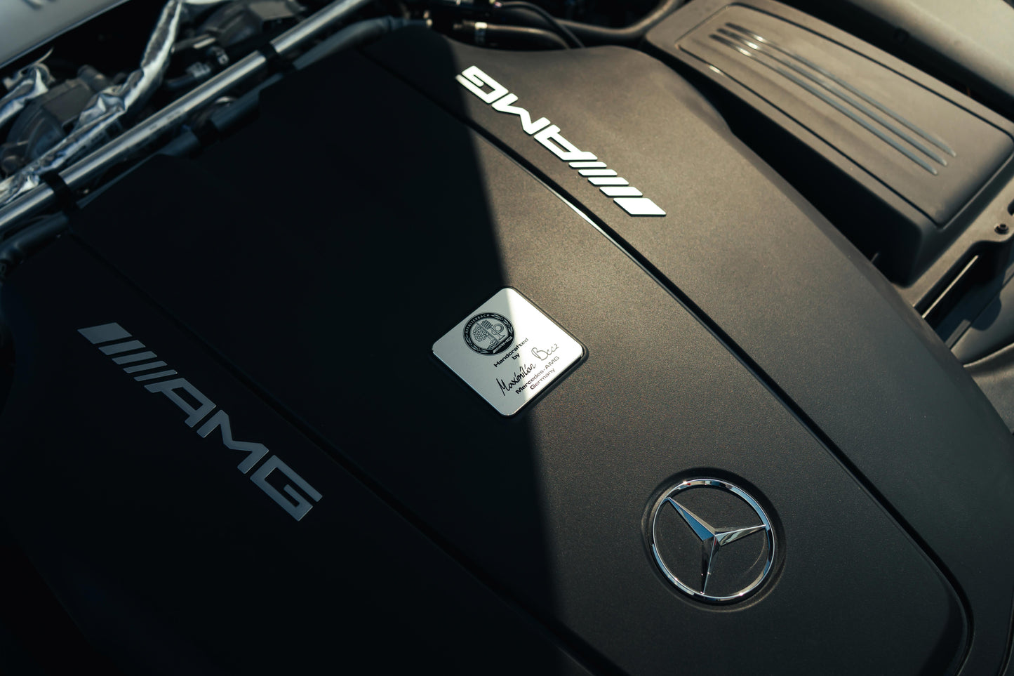 MERCEDES AMG GTR