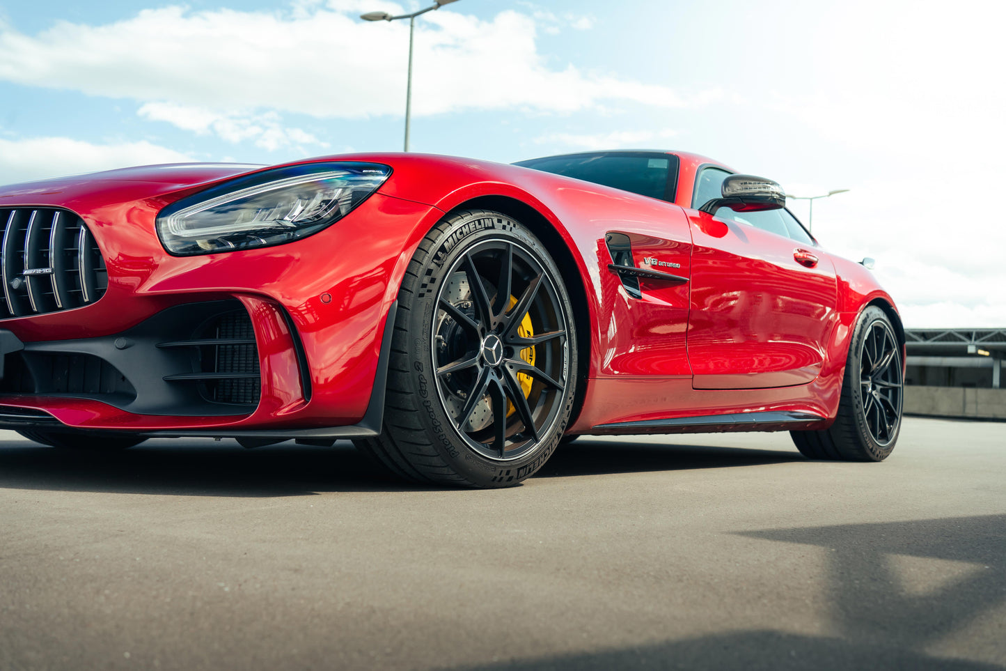 MERCEDES AMG GTR