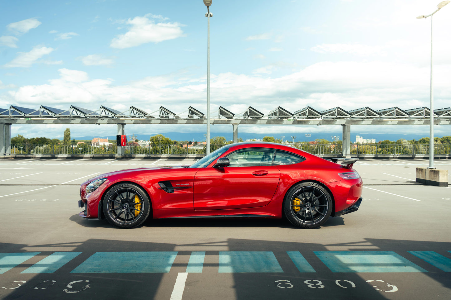 MERCEDES AMG GTR