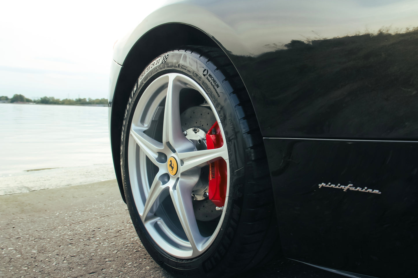 FERRARI 458 SPIDER