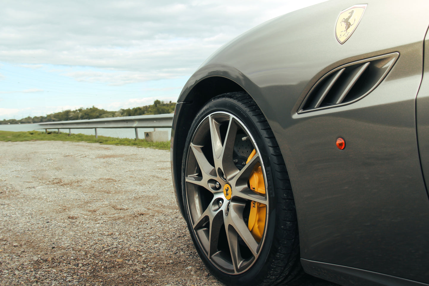 FERRARI CALIFORNIA