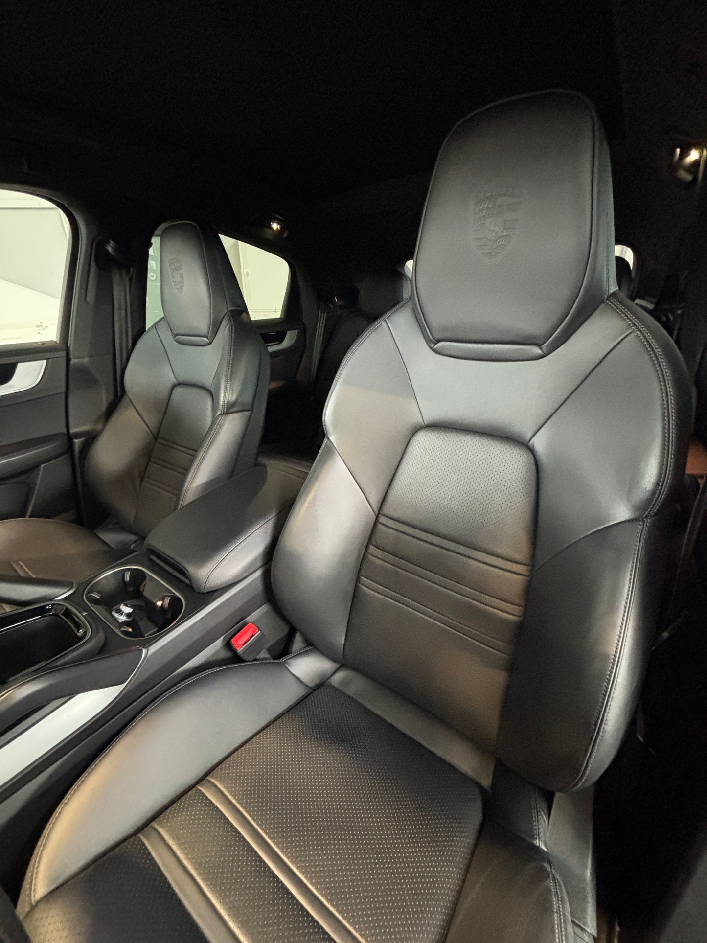 PORSCHE CAYENNE S-E HYBRID COUPE