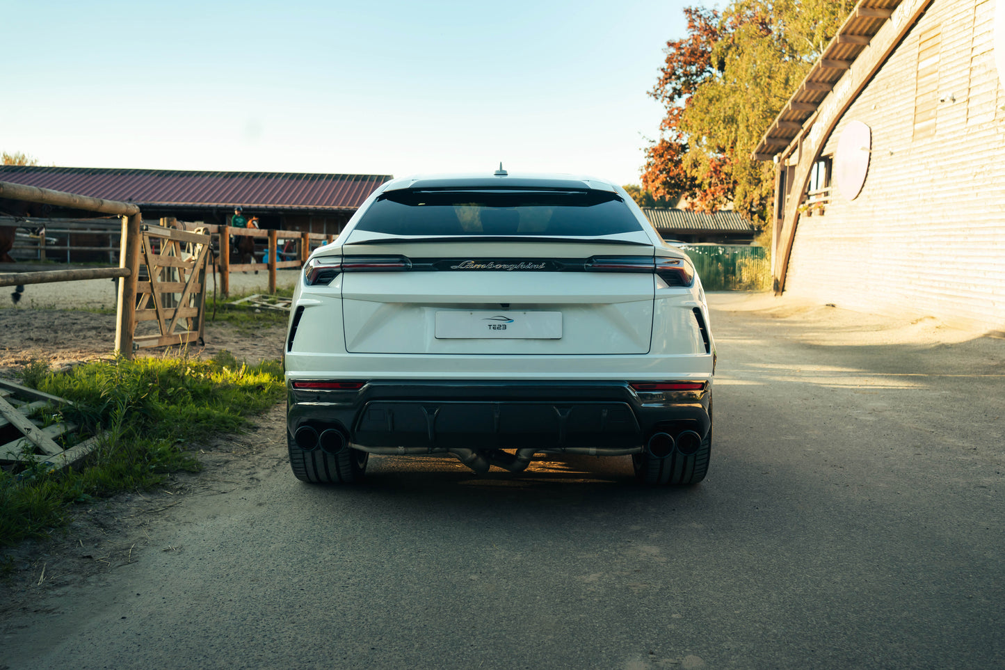 LAMBORGHINI URUS FULL CARBON Milltek