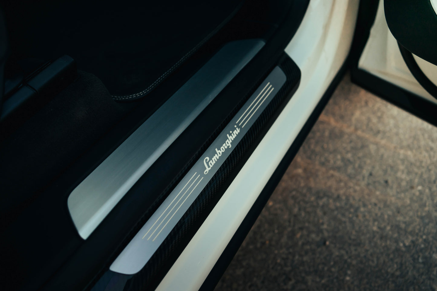 LAMBORGHINI URUS FULL CARBON Milltek