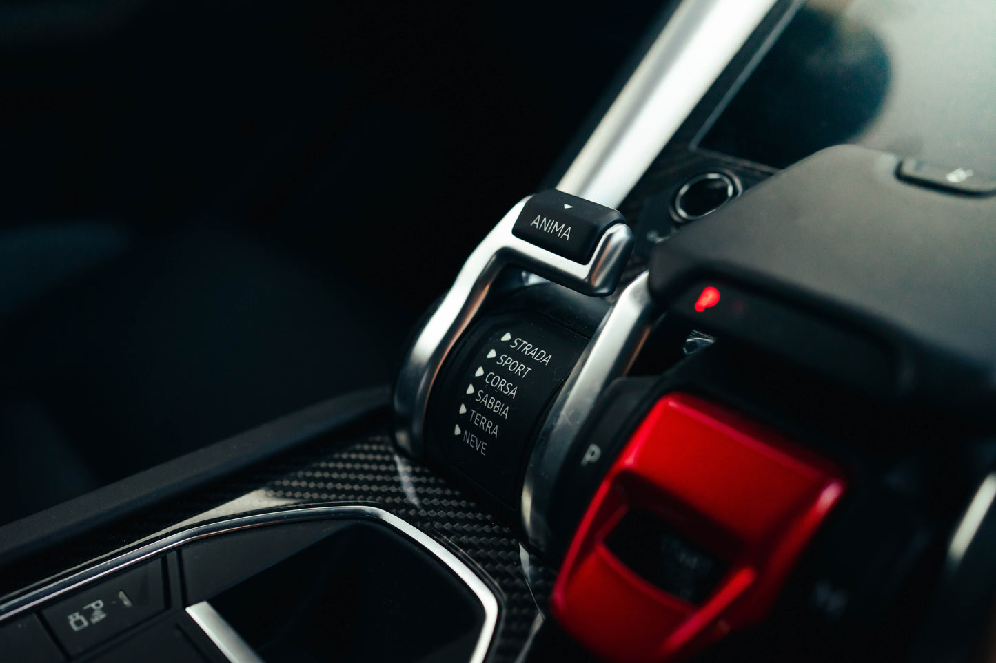 LAMBORGHINI URUS FULL CARBON Milltek