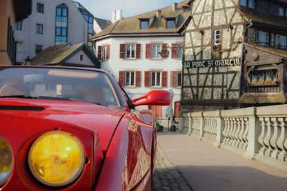 FERRARI TESTAROSSA