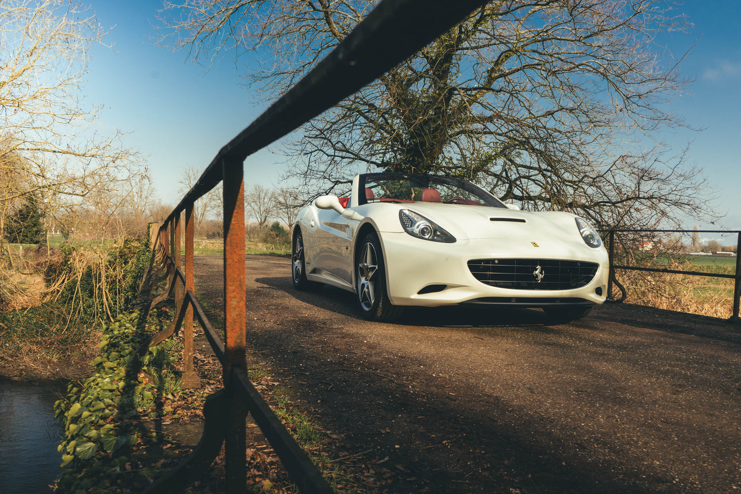 FERRARI California