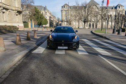 FERRARI FF