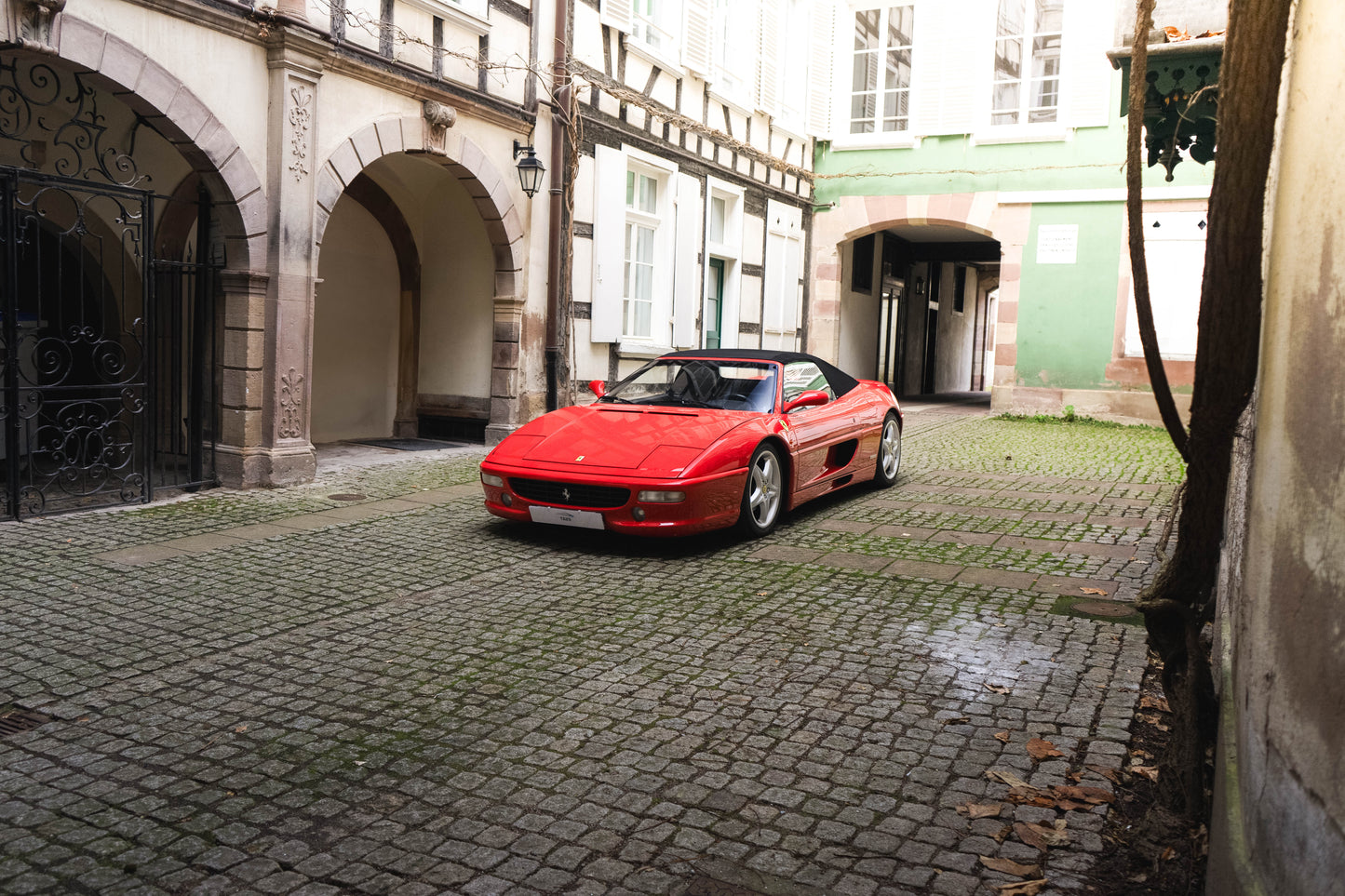 FERRARI F355 Spider "Boîte Mécanique"