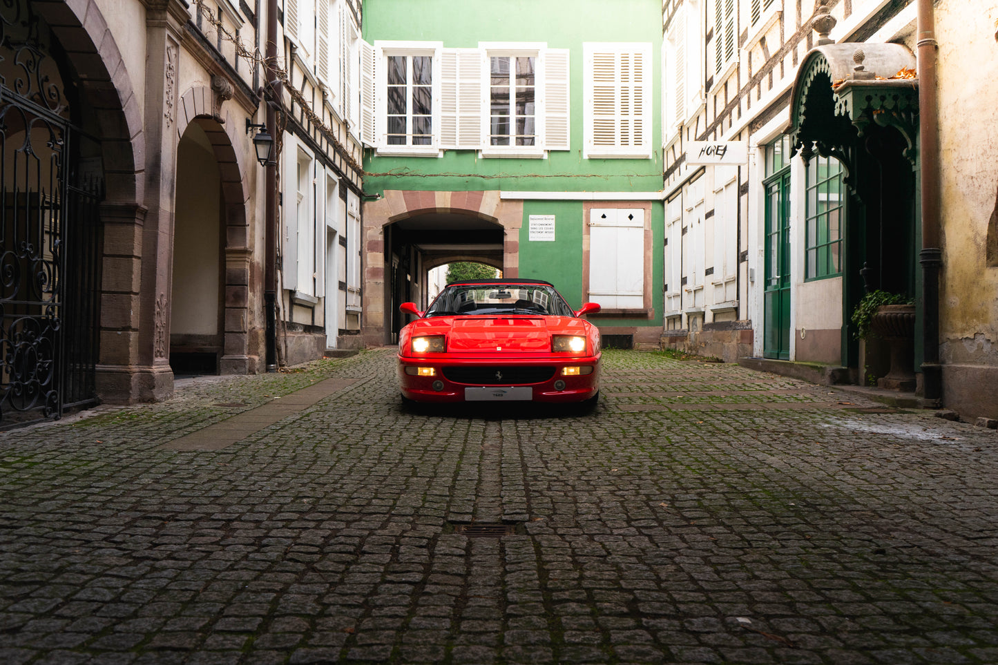 FERRARI F355 Spider "Boîte Mécanique"