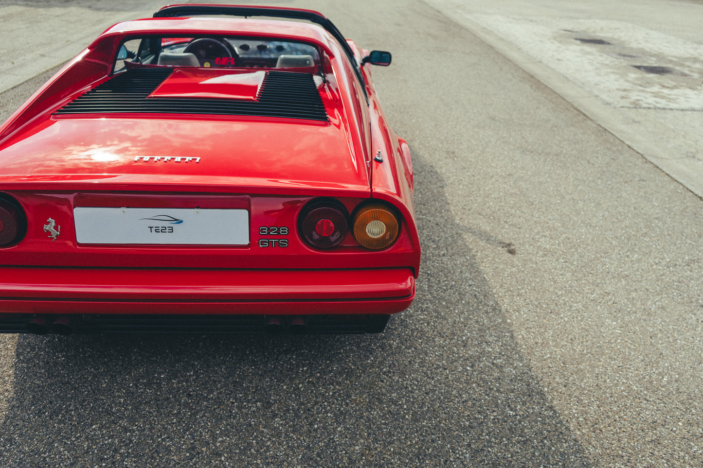 FERRARI 328 GTS