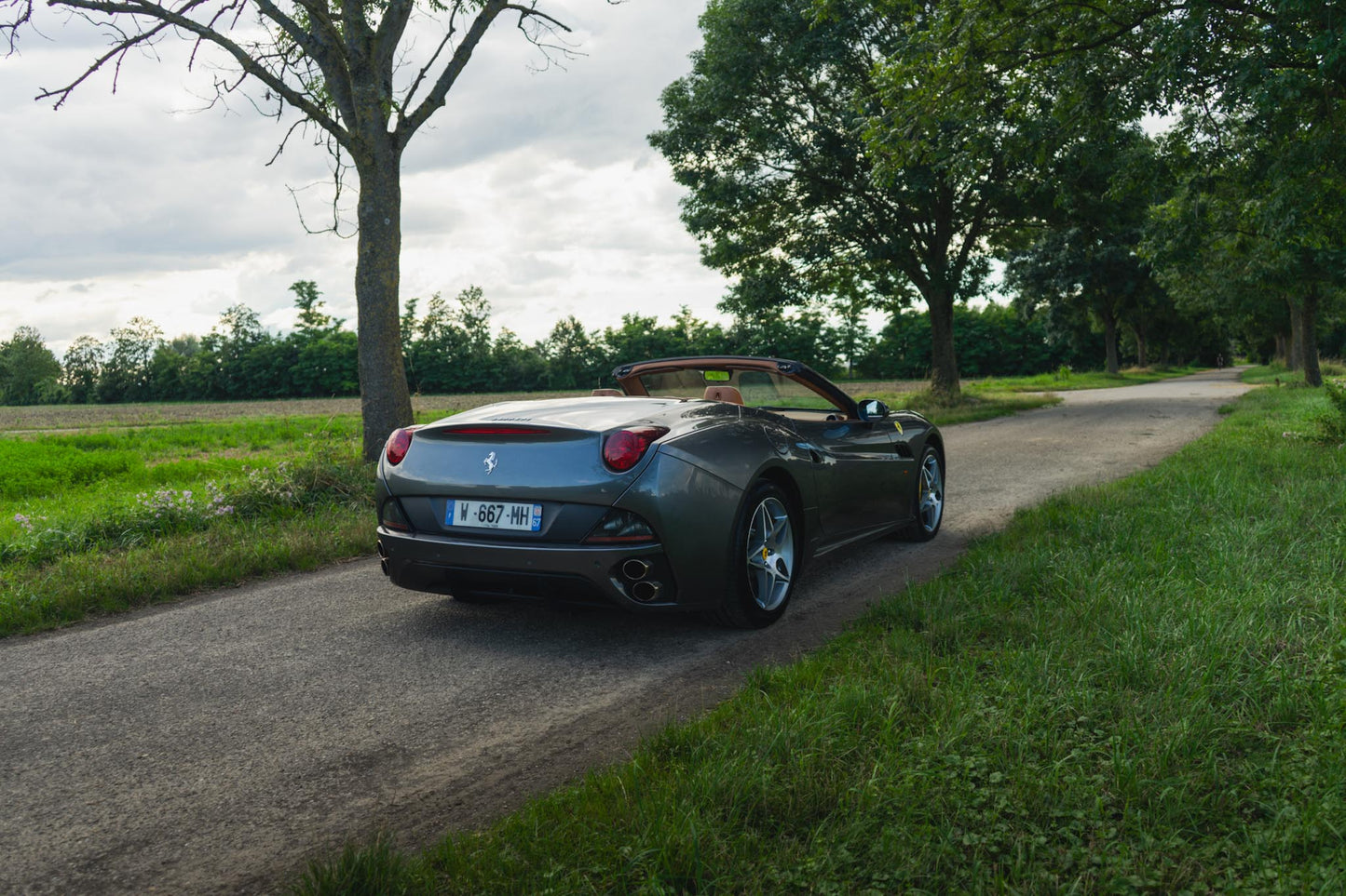 FERRARI CALIFORNIA