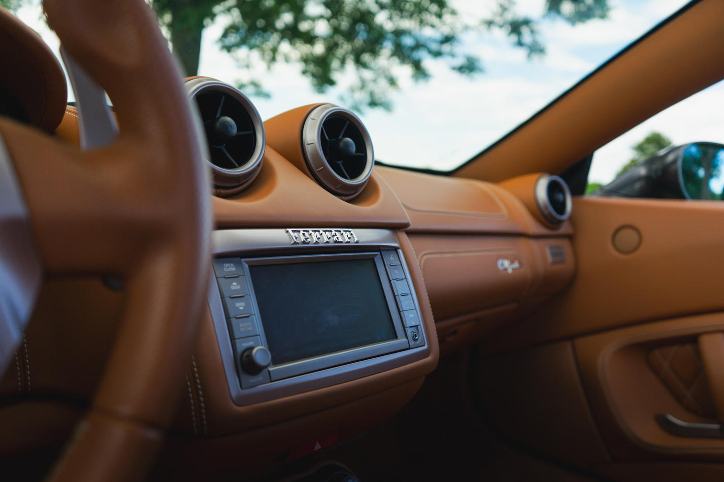 FERRARI CALIFORNIA