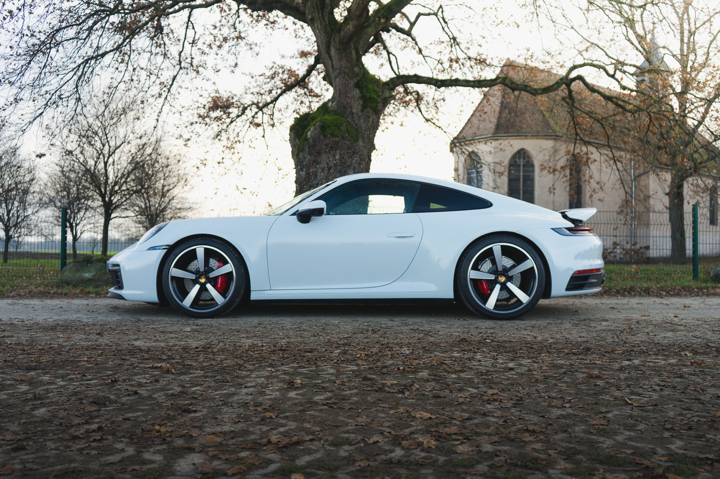 PORSCHE 992 Carrera 4S