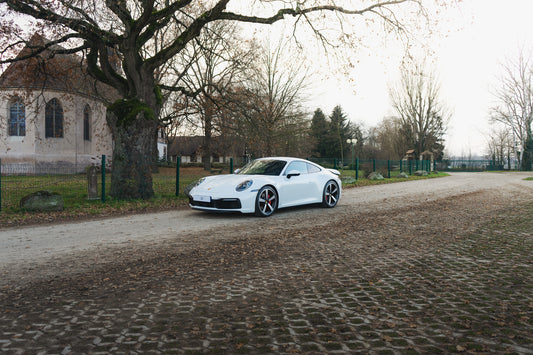 PORSCHE 992 Carrera 4S