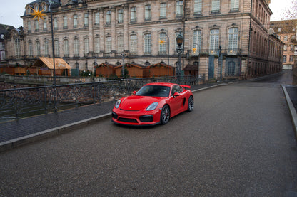 PORSCHE 981 Cayman GT4