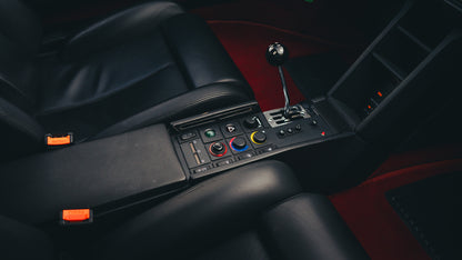 FERRARI TESTAROSSA „3.758 KM“
