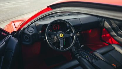 FERRARI TESTAROSSA „3.758 KM“