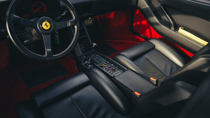 FERRARI TESTAROSSA „3.758 KM“