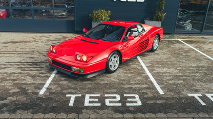 FERRARI TESTAROSSA „3.758 KM“