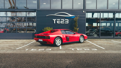 FERRARI TESTAROSSA „3.758 KM“