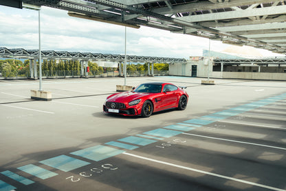 MERCEDES AMG GTR