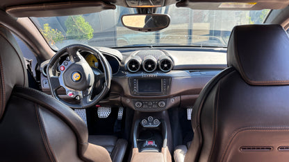 FERRARI FF